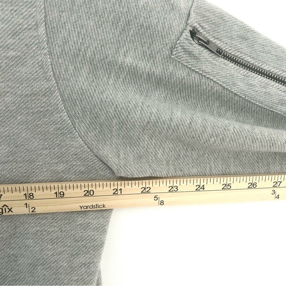 WESC Utility Bomber Track Jacket Fall Layer Snap Collarless Gray Size Large - Picture 10 of 13